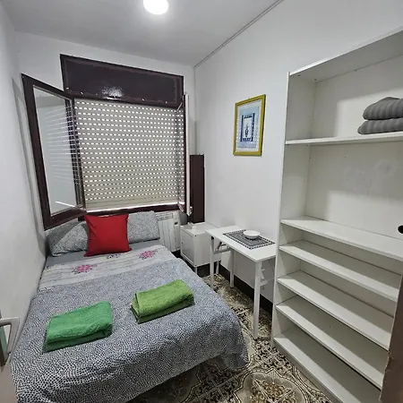 Poble Sec Nino House * バルセロナ