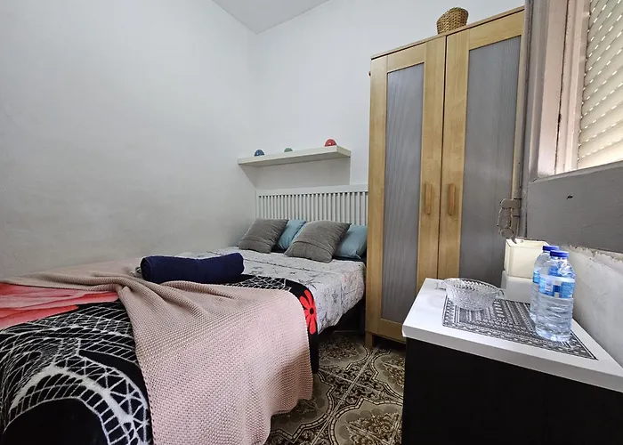 فندق-كبسولة Poble Sec Nino House برشلونة