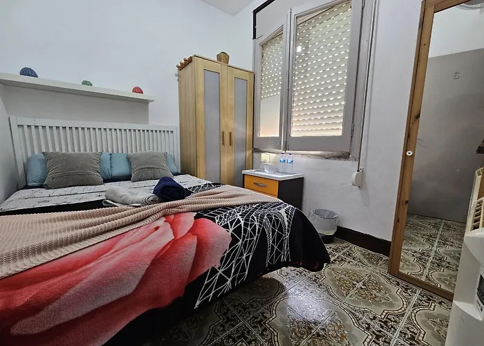 Poble Sec Nino House *