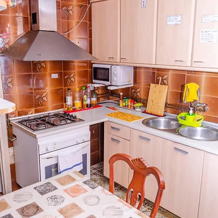 Poble Sec Nino House